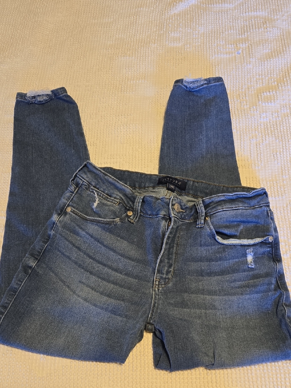 Juat USA Women's Medium Blue Skinny Jeans with Light Distressing
